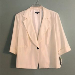 Formal cream jacket- NWT